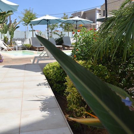 Four Seasons Homes Stalós Buitenkant foto
