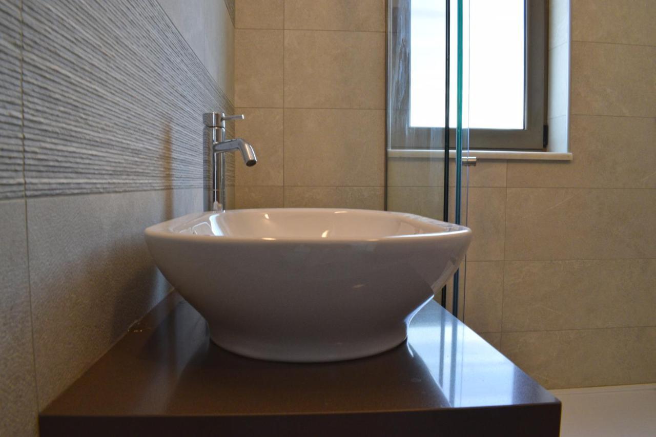Four Seasons Homes Stalós Buitenkant foto